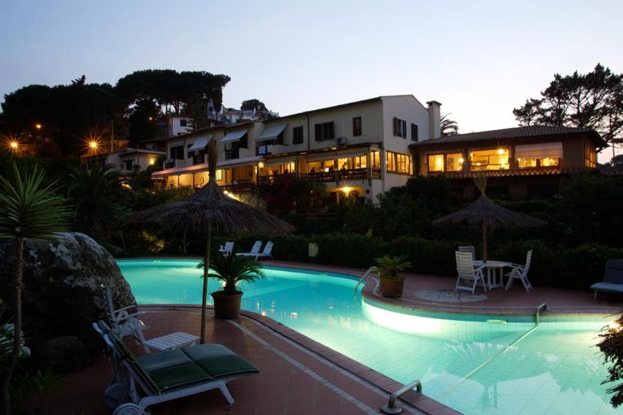 Hotel Cernia Isola Botanica