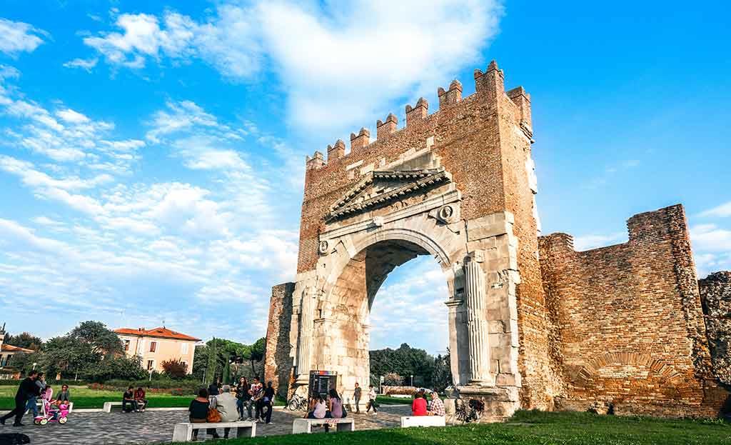 Arco d'Augusto