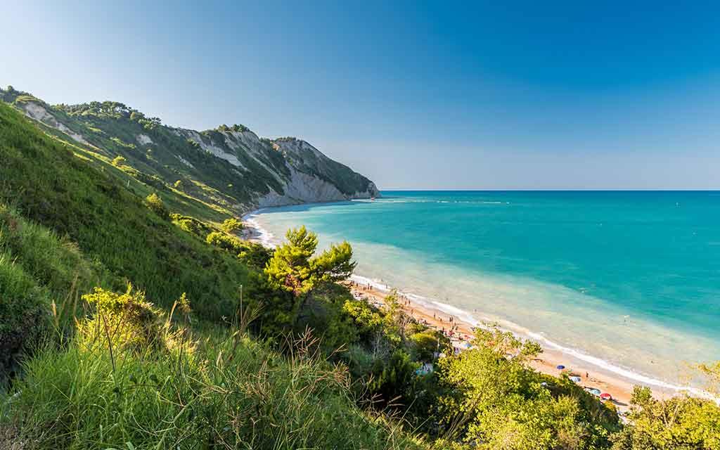 Spiaggia di Mezzavalle