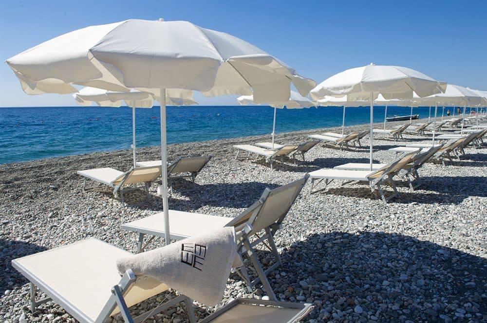 Main Beach