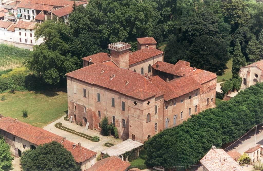 Castello Sannazzaro