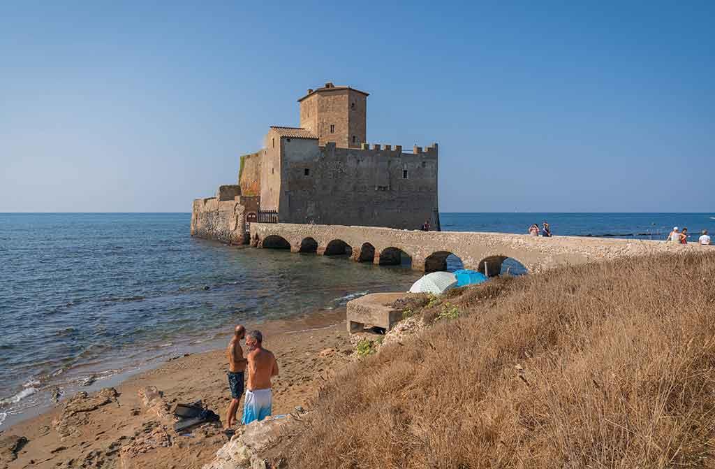 Spiaggia di Torre Astura