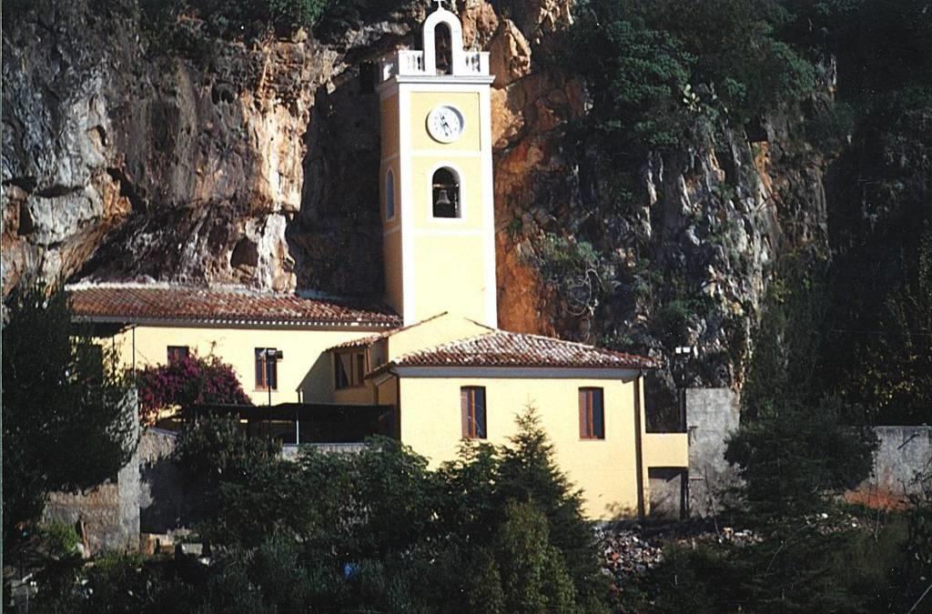 Santuario di Santa Maria della Grotta