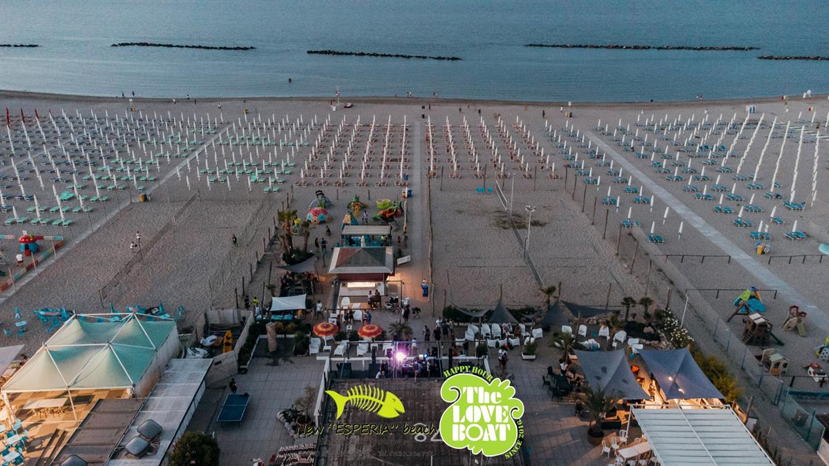 New Esperia Beach