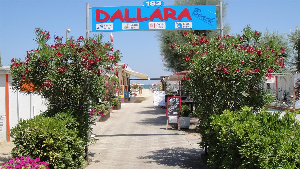 Dallara Beach 183