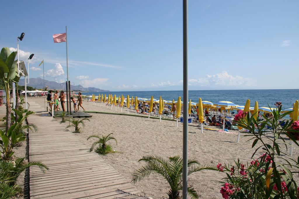 Lido Mokambo