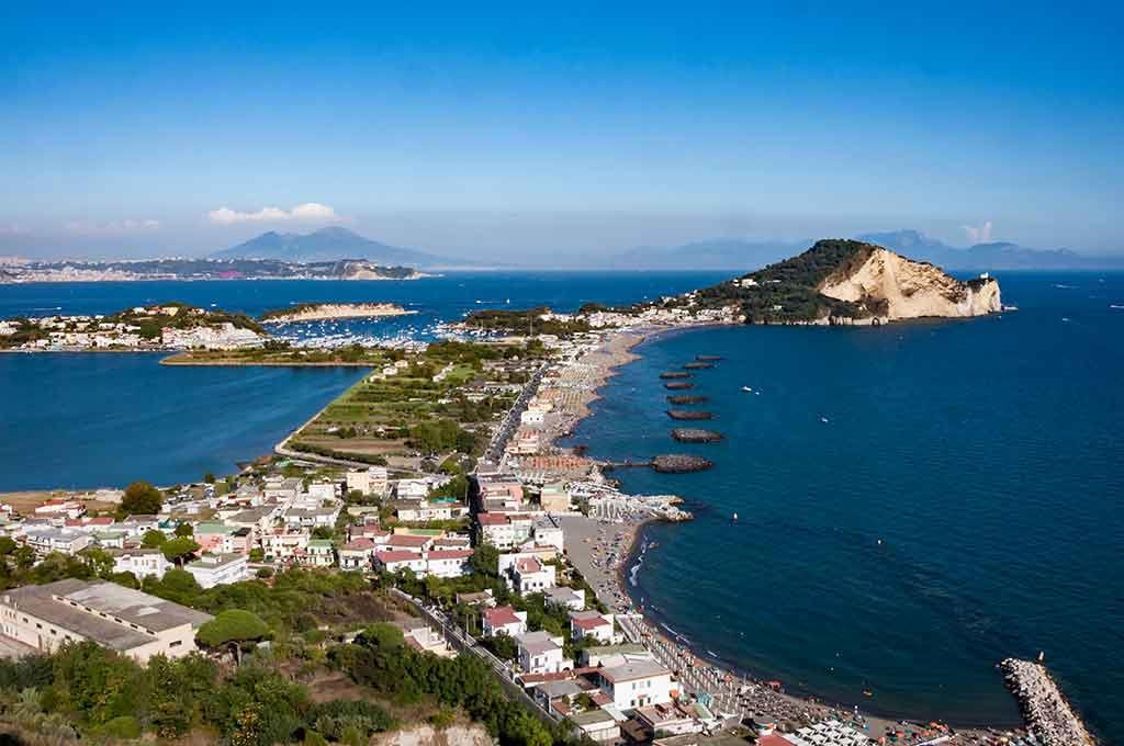 Spiaggia di capo miseno