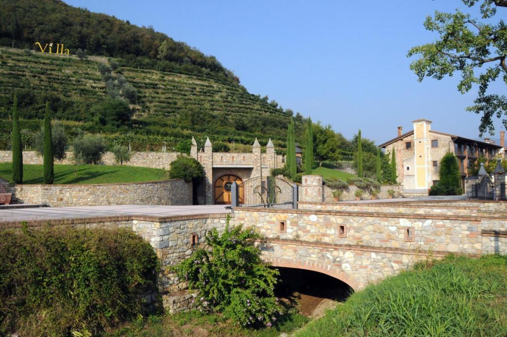 VILLA GRADONI