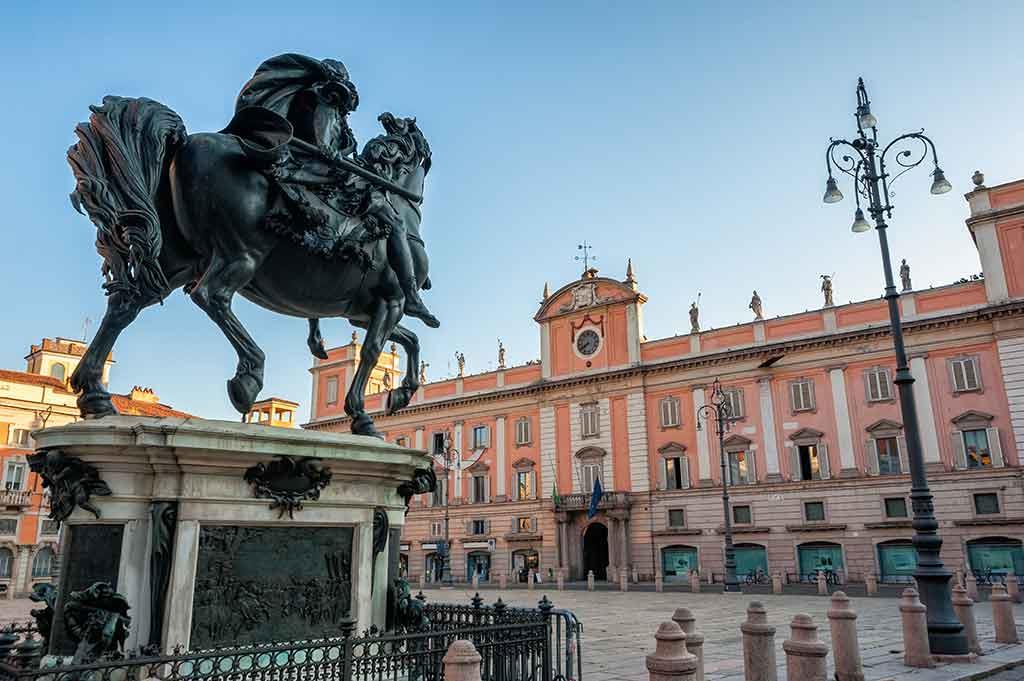 Statue Equestri Farnesiane