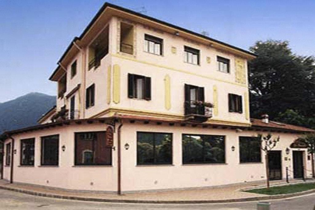 HOTEL LA BUSSOLA