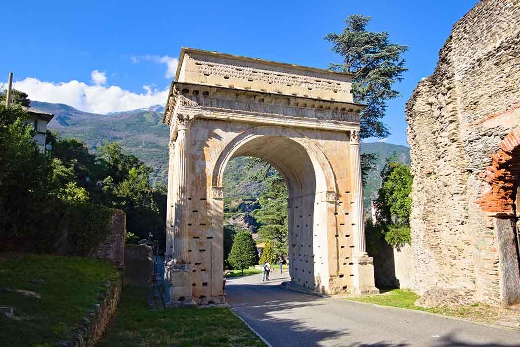 Arco di Augusto