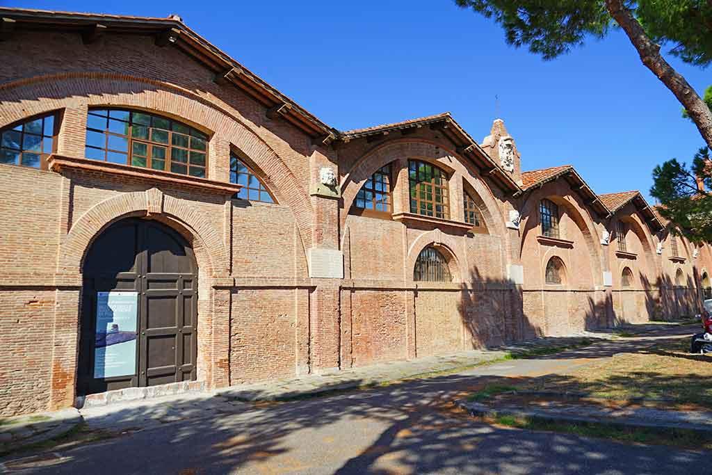 Arsenale Mediceo Lungarno Ranieri Simonelli