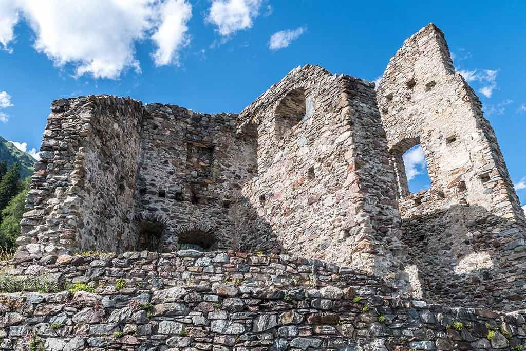 Castello di Altaguardia