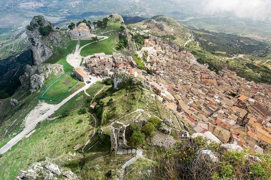 Castello di Caltabellotta ruderi