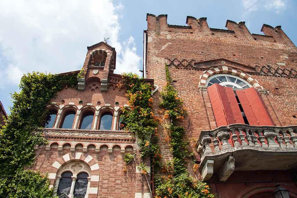Castello di Camino