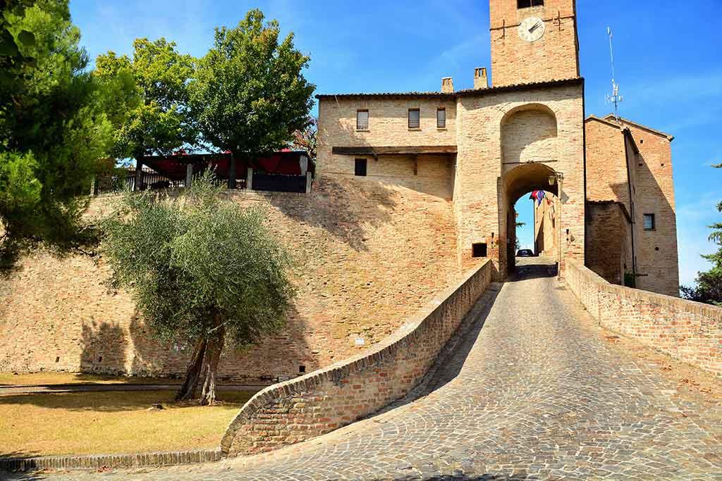 Castello di Montegridolfo