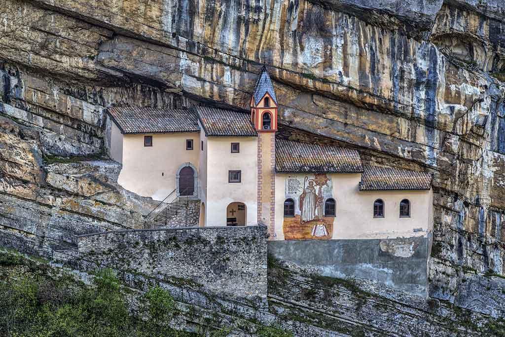 Eremo di San Colombano