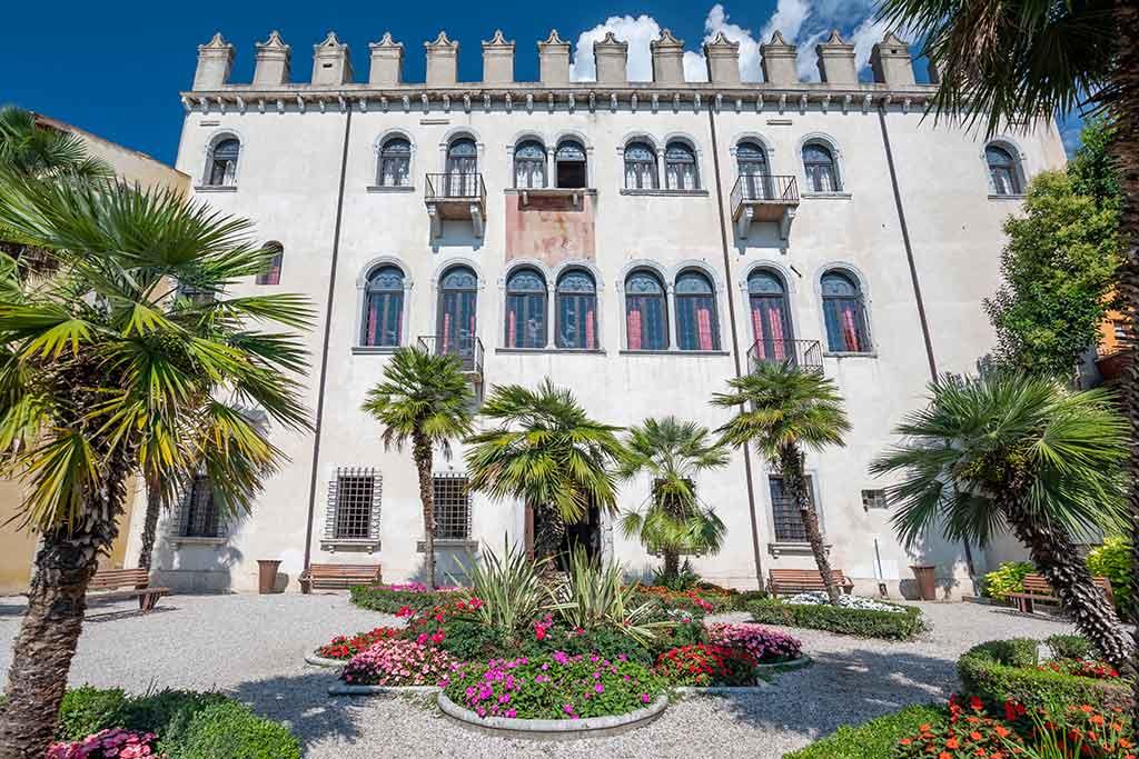 Palazzo dei Capitani