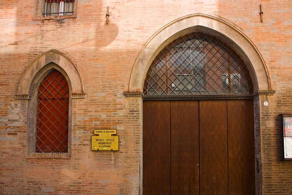 Palazzo Ghisilardi Fava