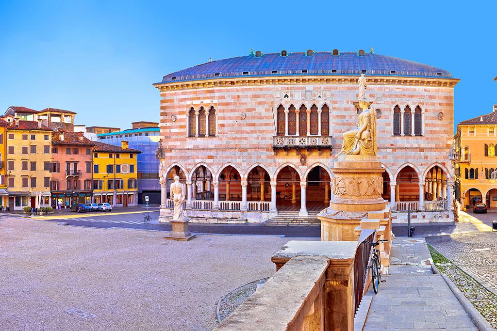 Piazza Libertà