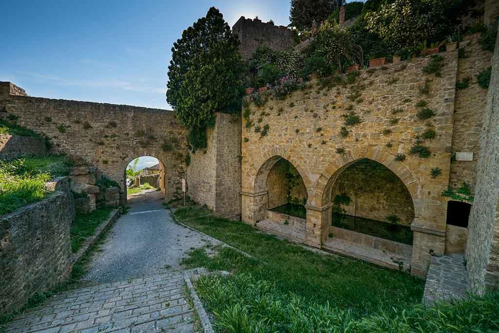 Porta San Felice