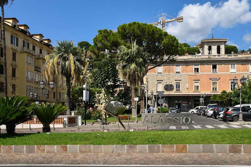Stazione ferroviaria