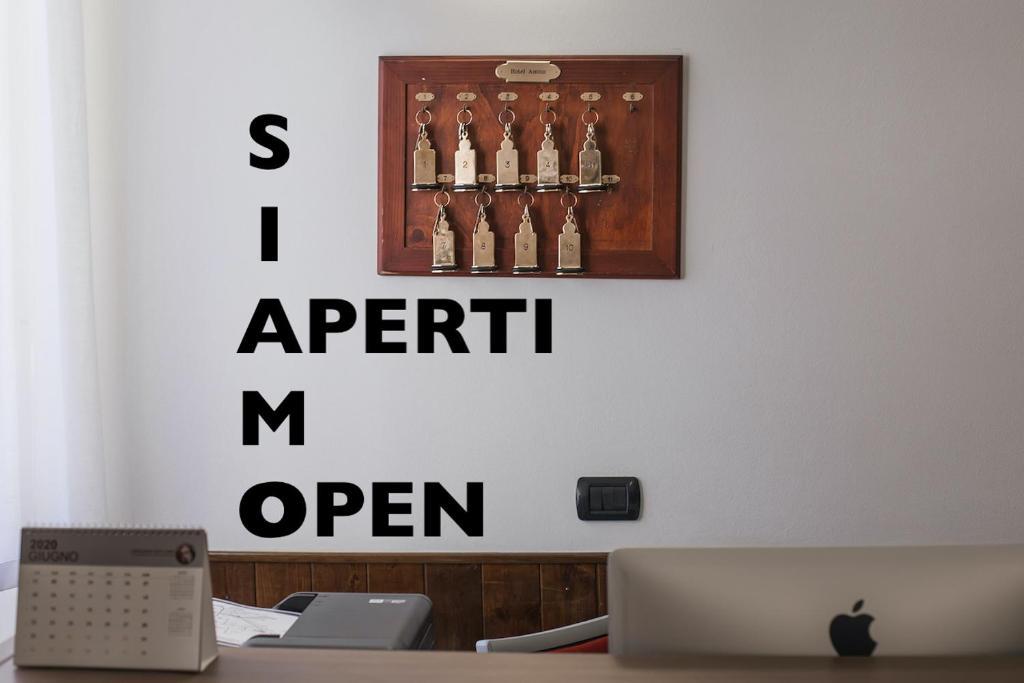 HOTEL AMICO