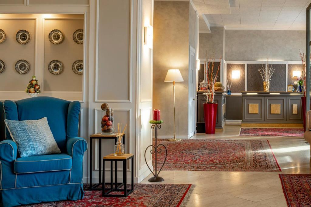 HOTEL AMBASCIATORI