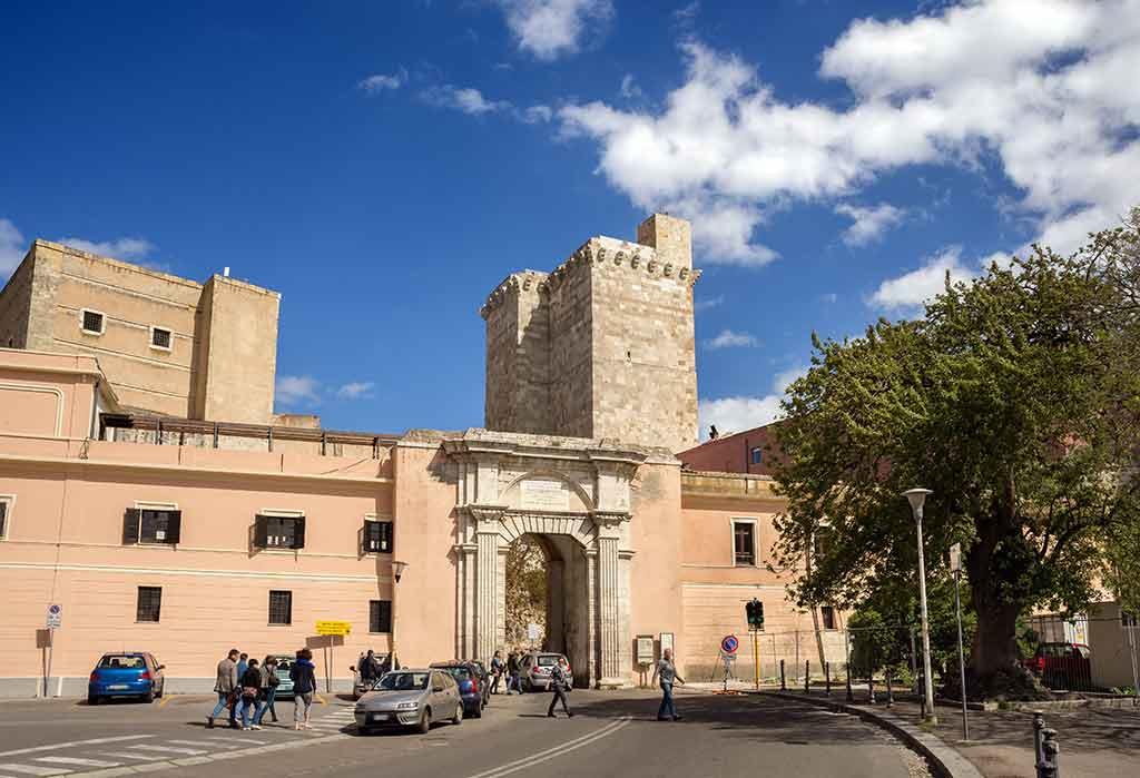 Porta Cristina