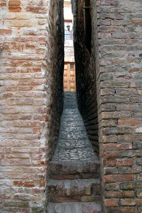 Vicolo più stretto d'Italia