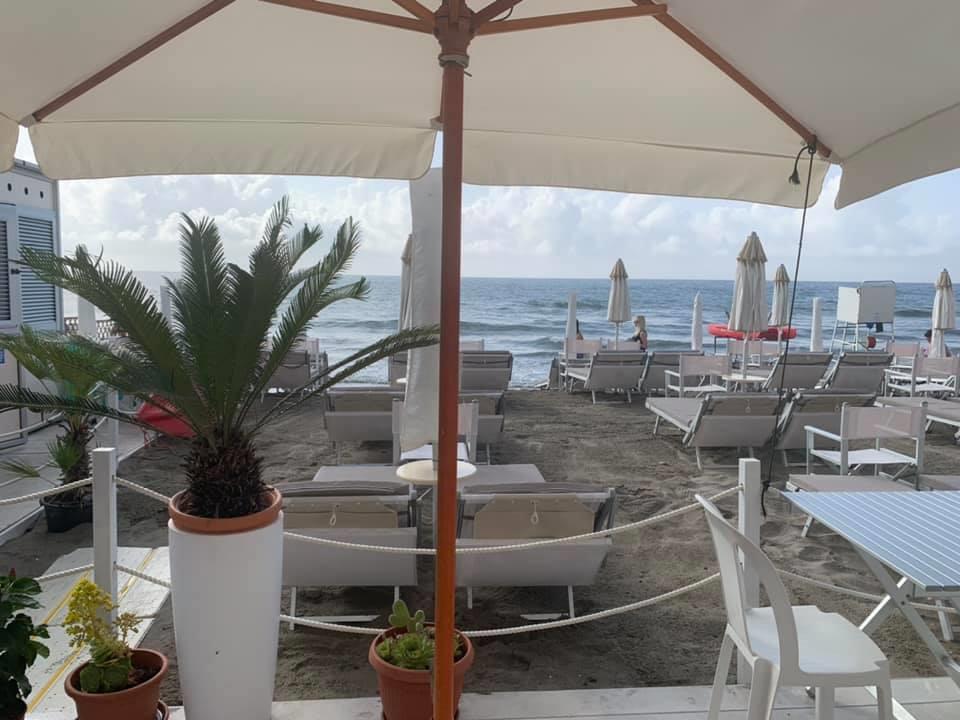 Bagni corner beach