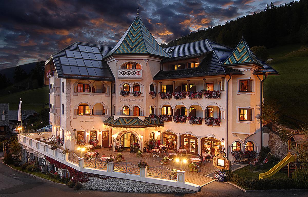 HOTEL ANSITZ  JAKOBERHOF