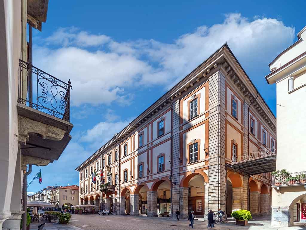 Piazza Galimberti