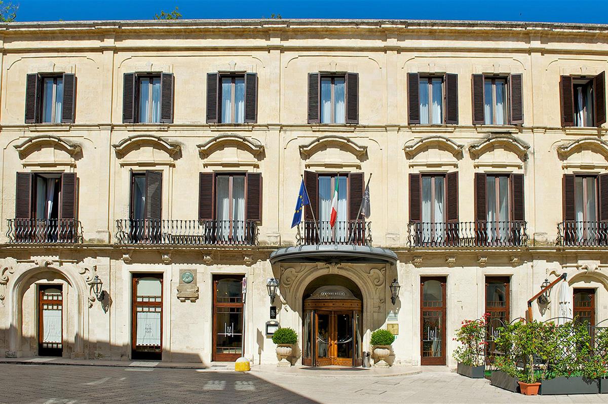 PATRIA PALACE  HOTEL