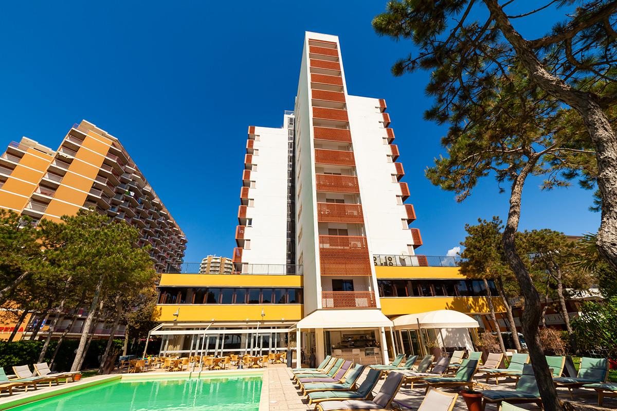 American Hotel