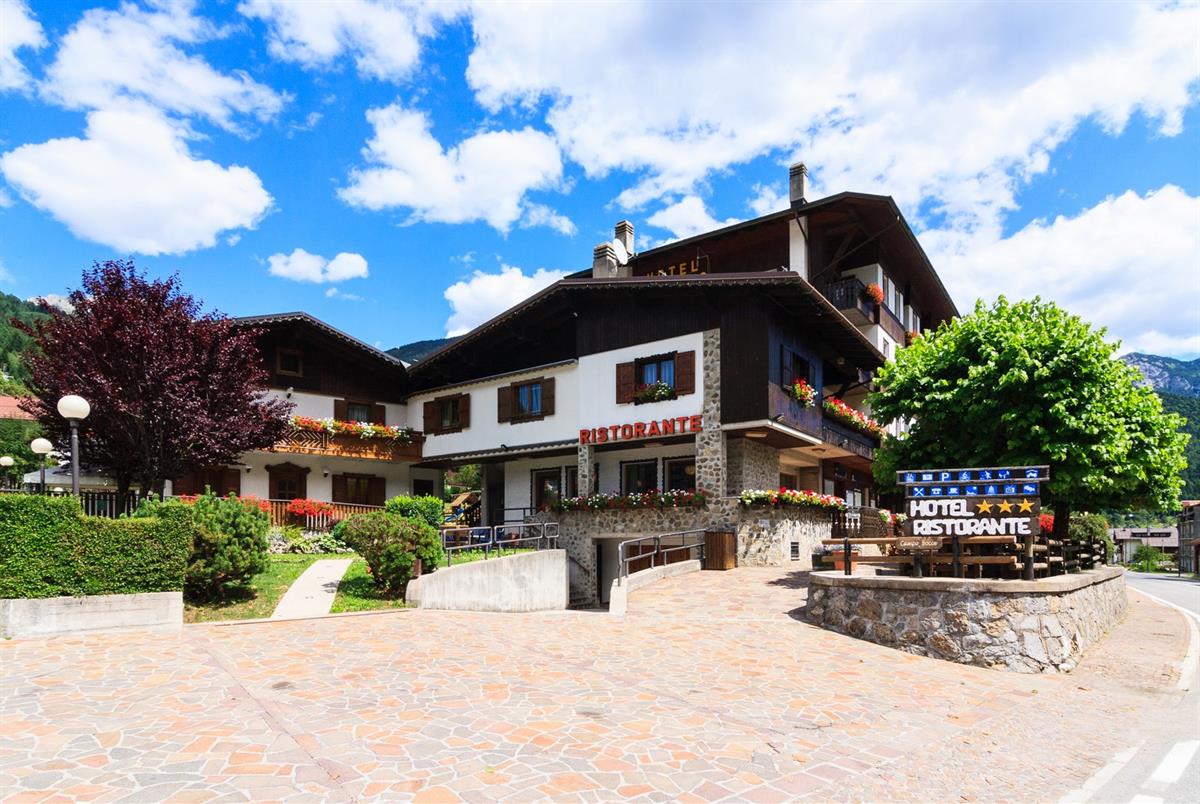 HOTEL EDELWEISS