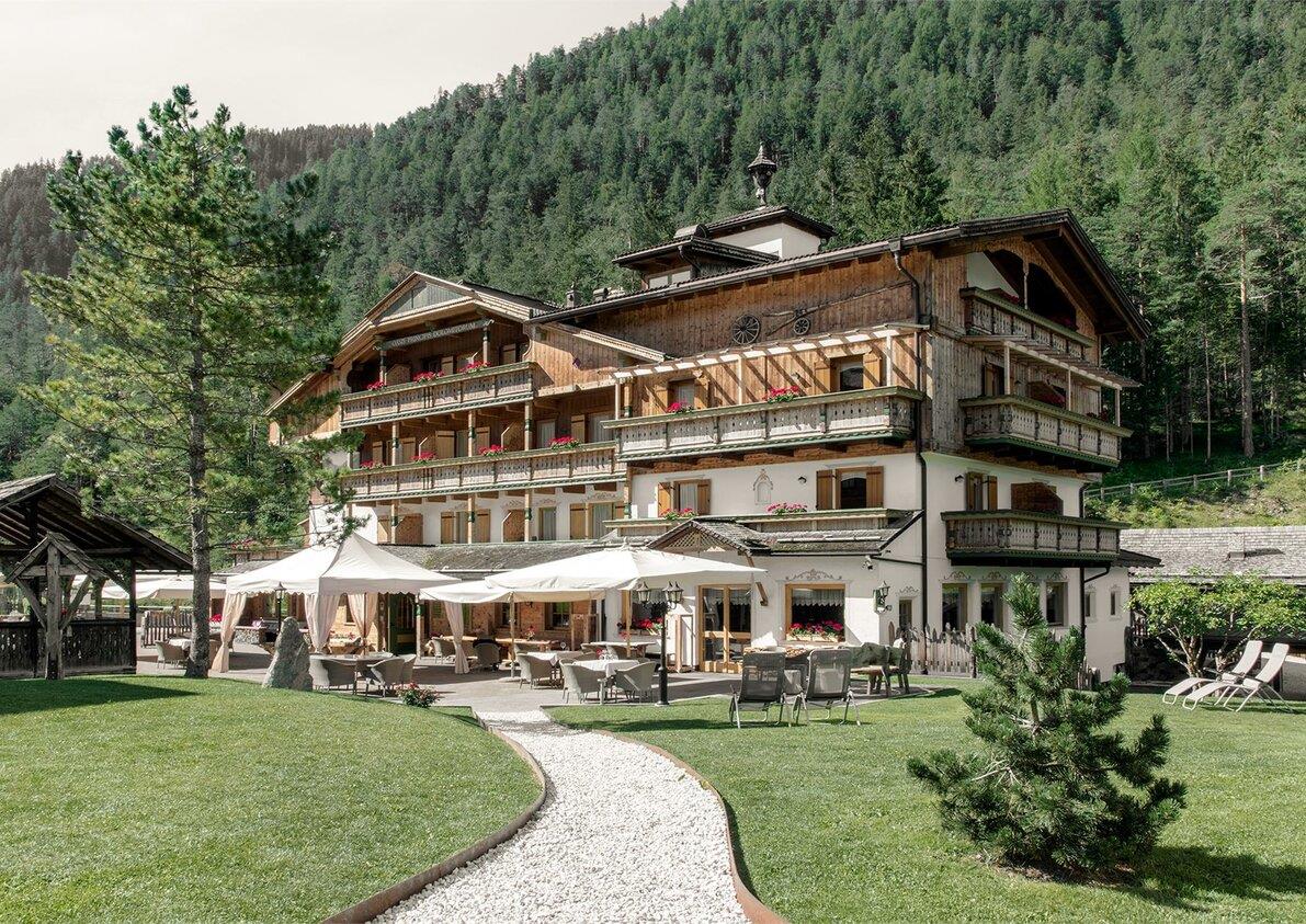 Aqua Bad Cortina - biohotel & thermal baths