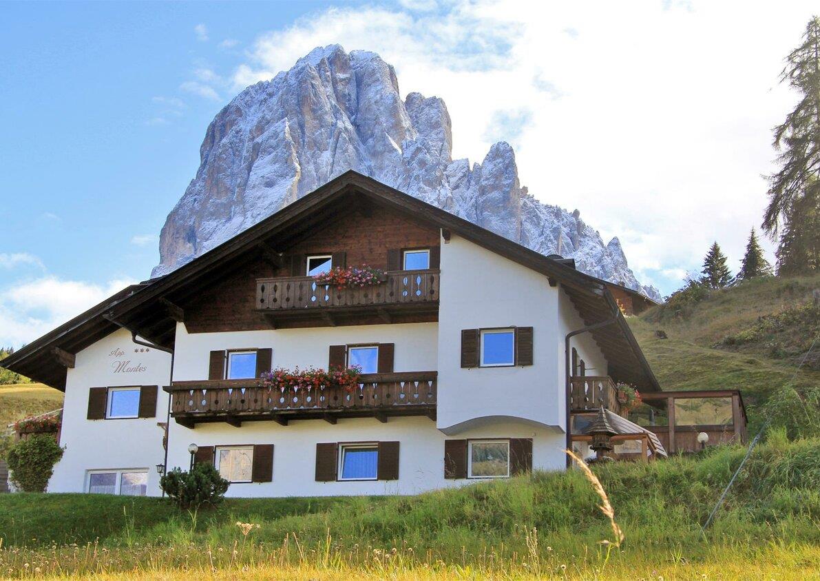 Apartments Cesa Montes