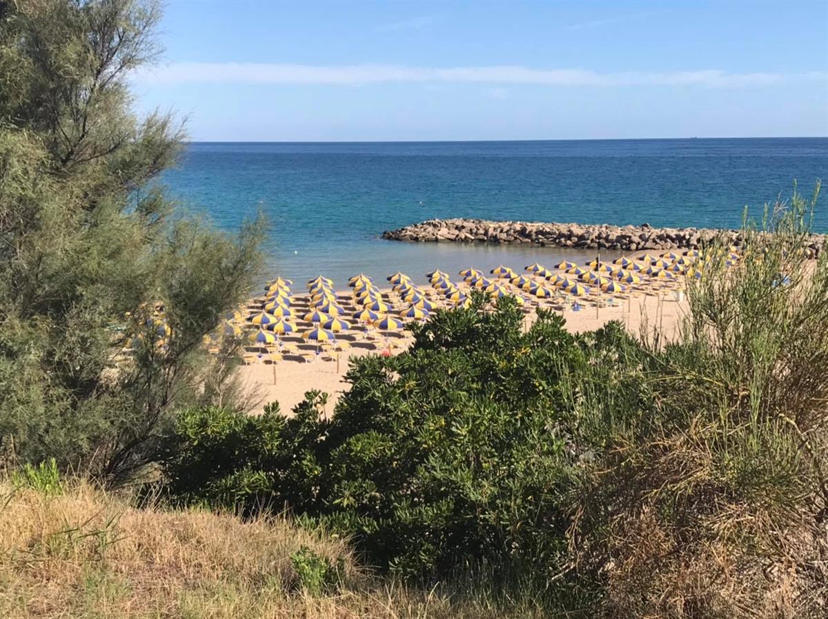 Lido Calidoski Beach Bar