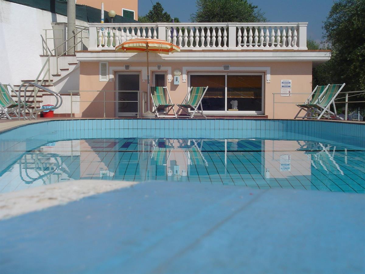 RESIDENCE EDY***
